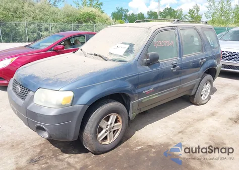 2005 Ford Escape Xls из США, поврежденный, VIN 1FMYU02Z95KB06733